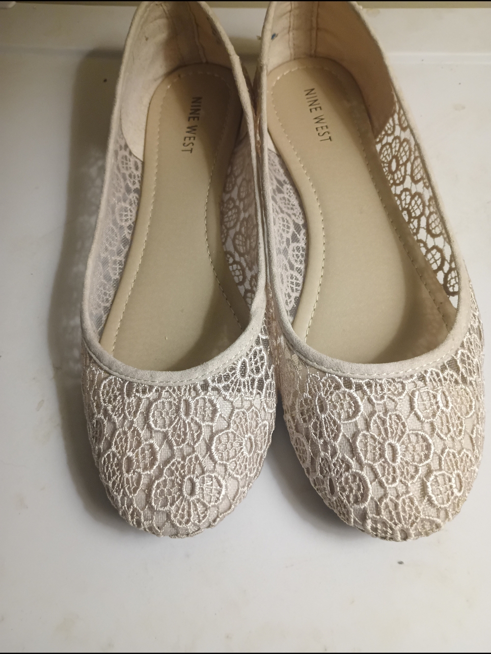 Nine West Women's Cream Lace Ballet Flats